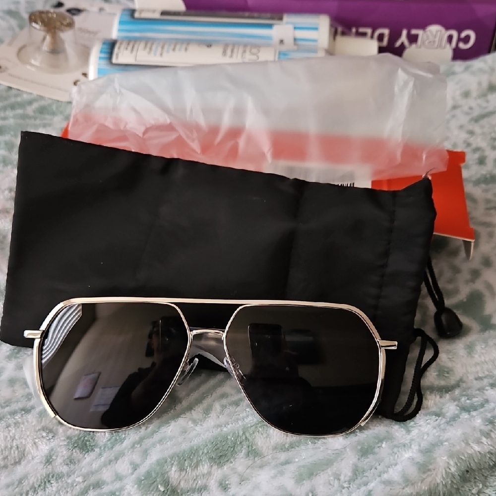 Silver Aviator Sunglasses with Black Lenses